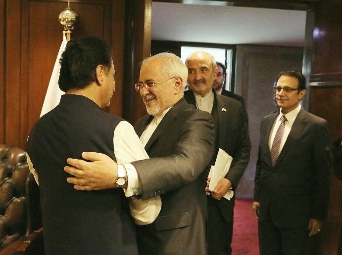 محمدجواد ظریف با رئیس مجلس ملی پاکستان دیدار و گفت&zwnj;وگو کرد