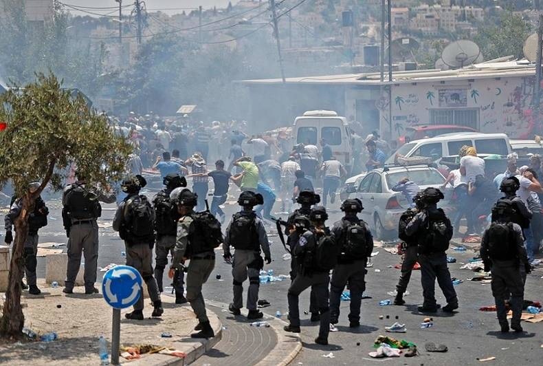 زخمی شدن ۱۰ دانشجوی فلسطینی به دست نظامیان صهیونیست در شمال رام الله