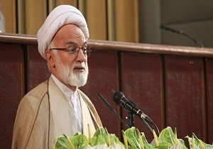 سرلشکر جعفری در چهارمین اجلاس دوره پنجم مجلس خبرگان سخنرانی می&zwnj;کند