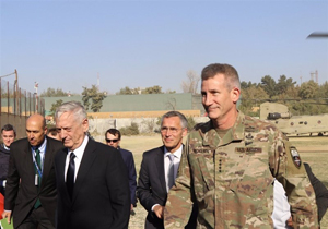 سفر وزیر دفاع آمریکا به افغانستان