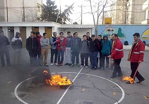 برگزاری ۴۰ مانور آمادگی چهارشنبه آخر سال در مدارس