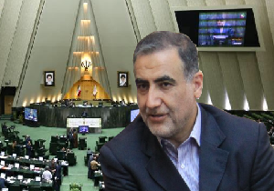 آقای وزیر! شما به خاطر زد و بند در این وزارتخانه هستید