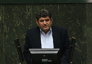 مخالف استیضاح آخوندی