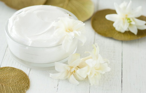 (خانم ها عید)برای جلوگیری از شکسته شدن ناخن ها چه  کار کنیم؟