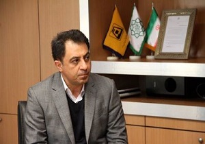 نمی&zwnj;توانیم با دستفروشان مترو برخورد کنیم/ آن&zwnj;ها مسافر هستند