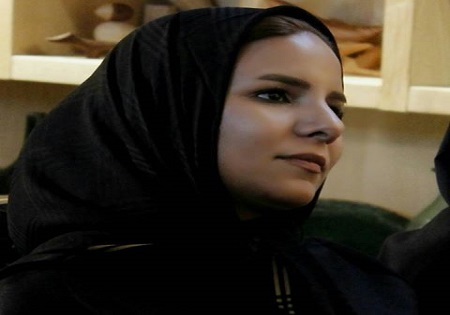 انتشار مجموعه شعرهایم خیلی جذاب بود/ «عشق به هر تقدیر» سال آینده منتشر می شود