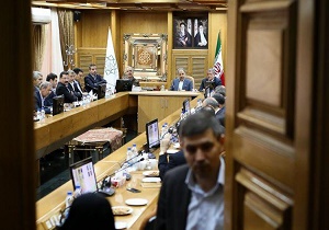 ممانعت از ورود خبرنگاران به جلسه بررسی استعفای شهردار تهران در شورای شهر