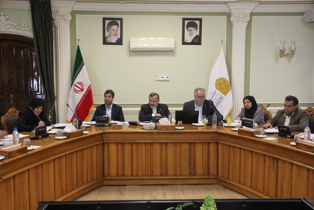 تعیین تکلیف تسهیلات رونق تولید بانک‌های خراسان رضوی تا آخر فروردین ۹۷