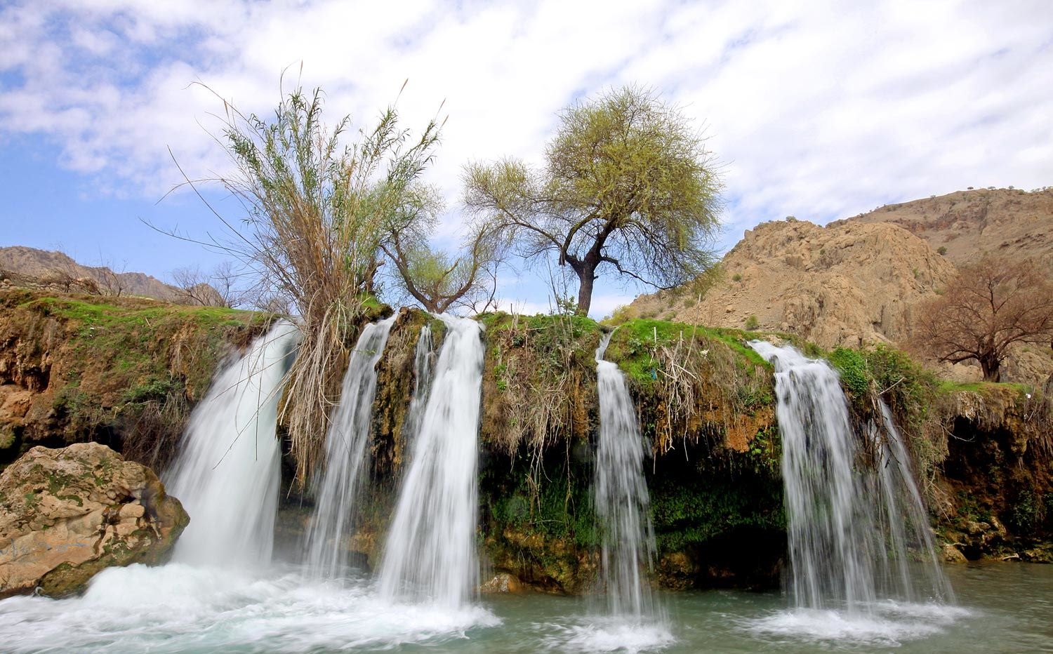 آبشاری در قلب زاگرس