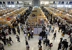در نمایشگاه های بهاره چه می‌گذرد؟ + فیلم