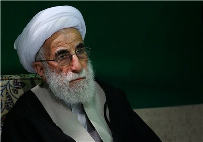 هر چه داریم از ولایت فقیه است و باید روحیه ولایت&zwnj;پذیری را زنده نگه داریم