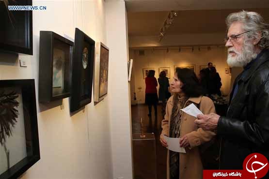 تصاویر روز: از نمایش ماجراجویانه مرد عنکبوتی فرانسه تا سِلفی نخست وزیر استرالیا با سربازان این کشور