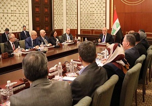 حیدر العبادی: مفسدان اقتصادی را تحت تعقیب قرار می‌دهیم