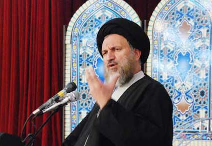 مرحوم دکتر خدادوست انسانی فطری بود