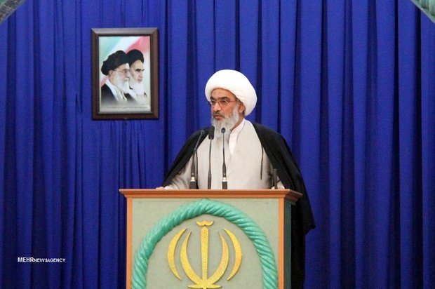راه آهن بوشهر - شیراز می&zwnj;تواند نقش مهمی در توسعه استان بوشهر داشته باشد
