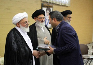 تجلیل از روابط عمومی گروه تعاونی پیشگامان به عنوان روابط عمومی برتر استان یزد