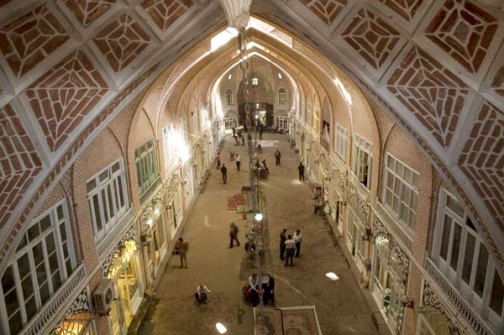 شور و شوق خرید عید در بازار بزرگ تاریخی تبریز