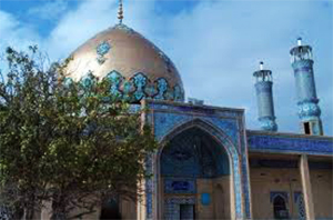 2700 امامزاده و 3500 روحانی، میزبان مردم در ایام نوروز 97 + فیلم