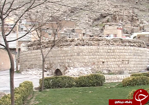 گرداب سنگی اثر تاریخی شگفت انگیز در مرکز شهر خرم آباد + تصـاویر