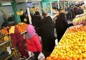 آغاز توزیع ۷۰ تن میوه شب عید در کاشمر