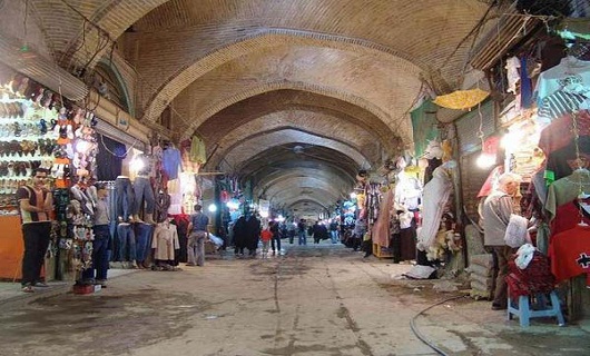 بازار همدان نگینی پرذرق و برق بر پیکره شهر همدان