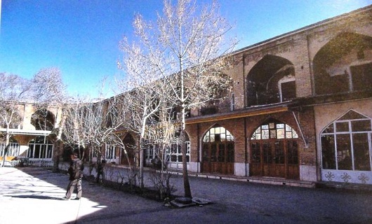 بازار همدان نگینی پرذرق و برق بر پیکره شهر همدان