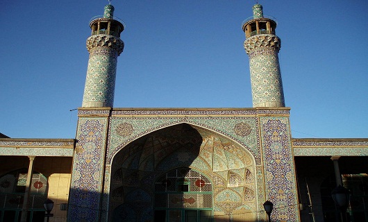 بازار همدان نگینی پرذرق و برق بر پیکره شهر همدان