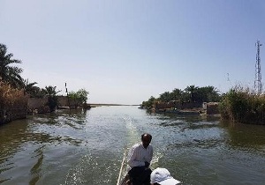 شادگان و جاذبه خانه های شناور در میان آب