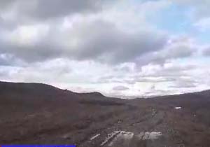 تردد دشوار خودروها از جاده روستایی شهرستان هریس + فیلم