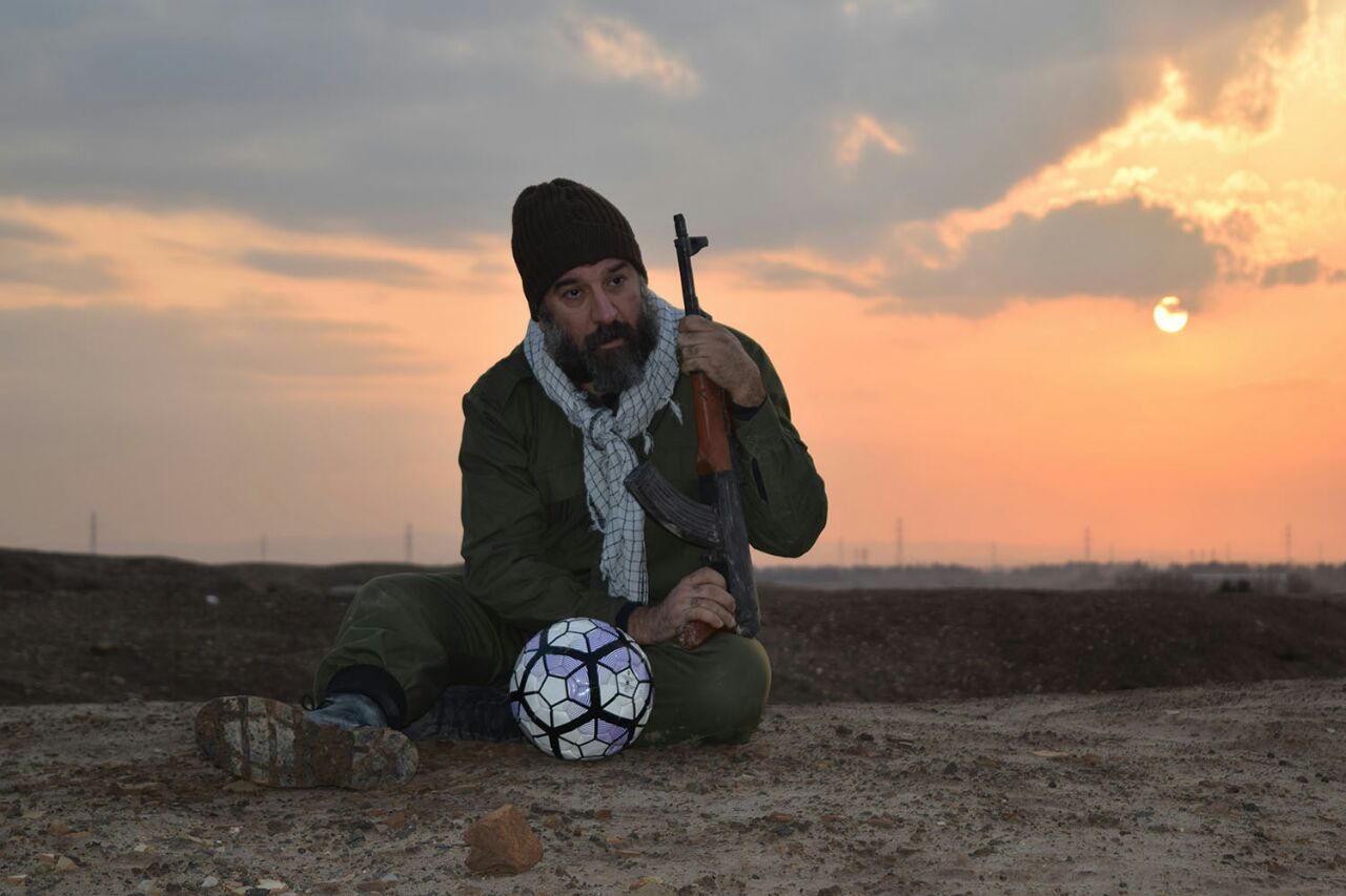 از زندگی شهید مهدی رضایی مجد تا فوتبال زنان ایرانی درفیلم سینمایی &laquo; کاپیتان امیر&raquo;+تصاویر جدید
