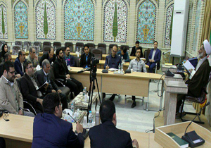 برای مبارزه با گناه در جامعه دغدغه‌مند و حساس باشیم