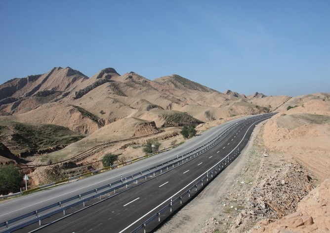 &zwj;محدودیت&zwnj;ها و ممنوعیت&zwnj;های ترافیک نوروزی جاده&zwnj;های استان بوشهر مشخص شد