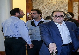 سال ۹۷ مسئولان در کنار مردم قرار بگیرند/ امروز تئاتر به چشم یک شغل دیده می‌شود