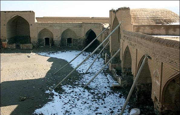 منارجنبان فقط در اصفهان نیست! + تصاویر