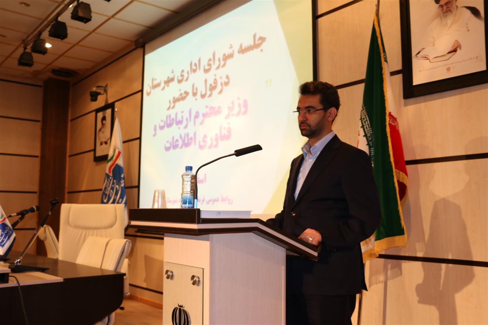 تحول نیازمند تفکرات جدید است