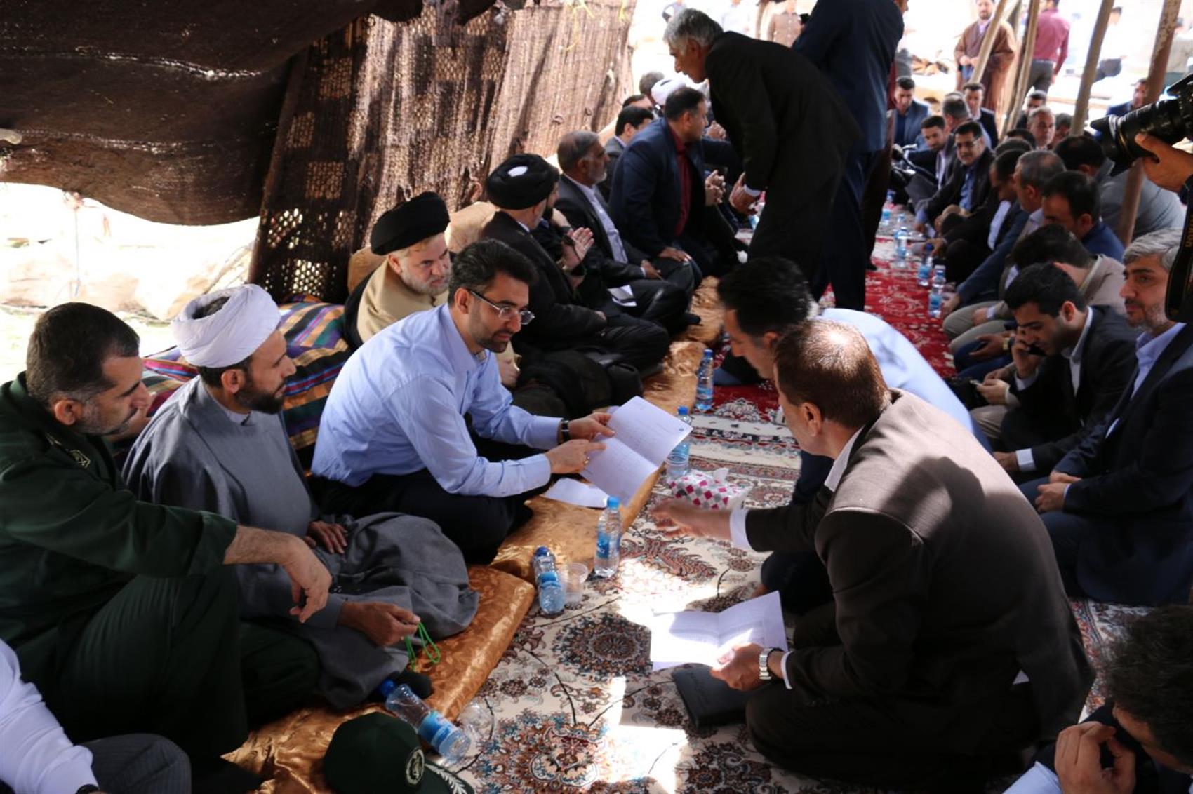 برقراری ارتباطات 23 روستای اندیمشک با حضور وزیر ارتباطات