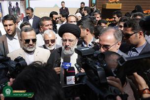 تشرف به مشهد و زیارت بارگاه منور رضوی از بهترین عبادت‌ها به شمار می‌رود