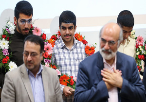 تجلیل از نفرات برتر کنکور در تویسرکان