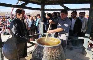 برگزاری مراسم آش اسفندی در دلیجان