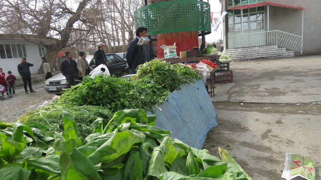 برگزاری آیین سمنو پزی در محله حصارسرخ  بخش شاندیز