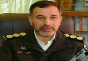 ضرورت تکریم خانواده‌ های شهدا