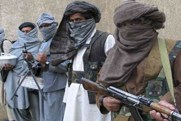 کشته شدن 20 سرباز افغان پس سقوط یک قرارگاه ارتش در فراه