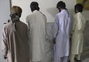 دستگیری قاتل فراری و همدستانش در ایرانشهر