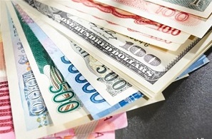 بانک مرکزی باید راهبردی منظم برای نرخ ارز داشته باشد