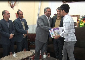 نوجوان کماندار میبدی تجلیل شد