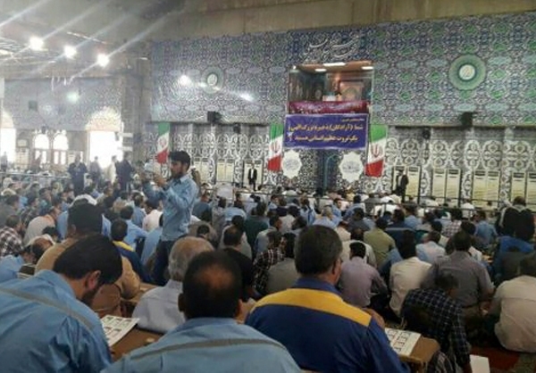 «ائمه جمعه» پیشگام حضور مسئولان در میان مردم/ جمعه اولین روز هفته شد! «ائمه جمعه» پیشگام حضور مسئولان در میان مردم/ جمعه اولین روز هفته شد!