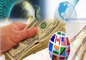 کنترل نوسانات نرخ ارز در بازار از اولویت‌ها است