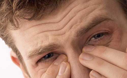 ویژه عید////////راهکارهایی خانگی برای رفع خشکی داخل بینی