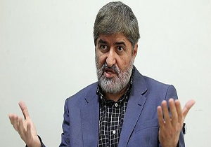 اجبار جدی راجع به حجاب در کشور ما نیست
