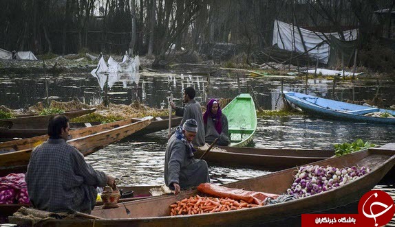 تصویری دیدنی از بازارچه شناور در هند